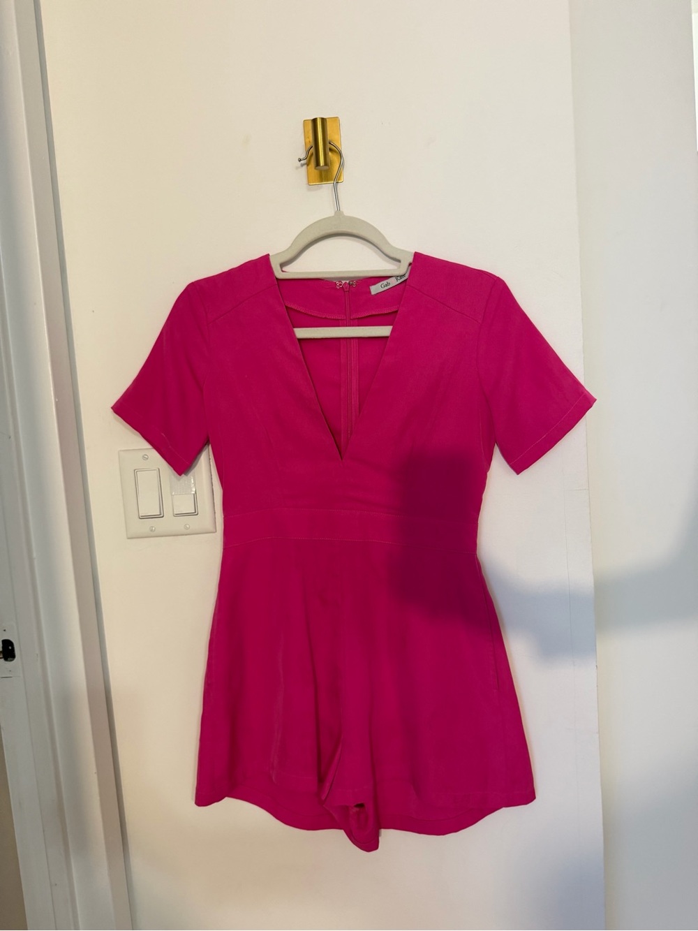 Women’s Fuchsia V-Neck Short-Sleeve Romper